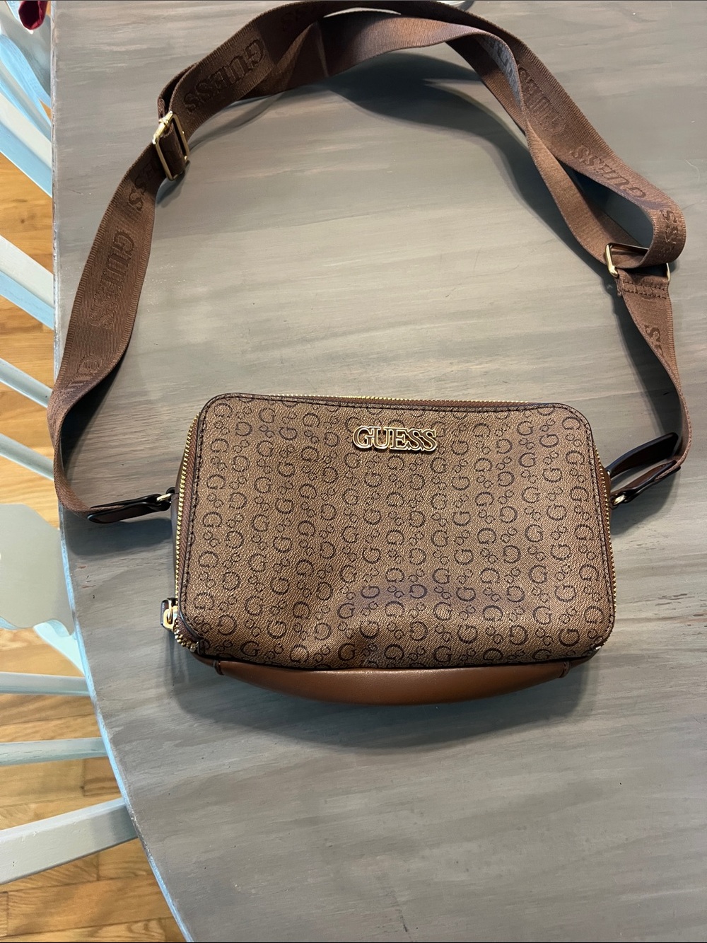 Selling for friend:GUESS Brown Logo Belt Bag with Adjustable Webbing Strap